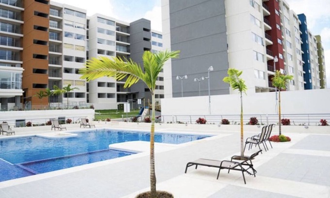 Hatillo Condominio | Tico- American Oasis de San José