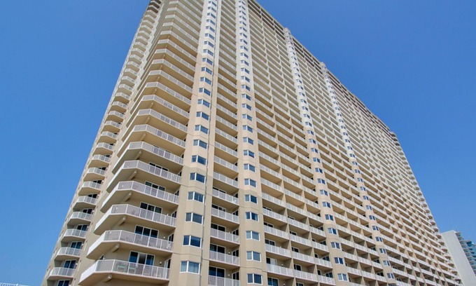 Panama City Beach Condominio | Tidewater by Book That Condo