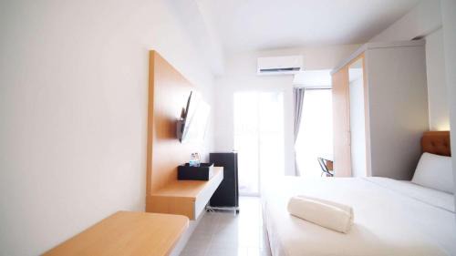Sidoarjo Apartamento | Tidy and Cozy Stay Studio Apartment at Suncity Residence By Travelio