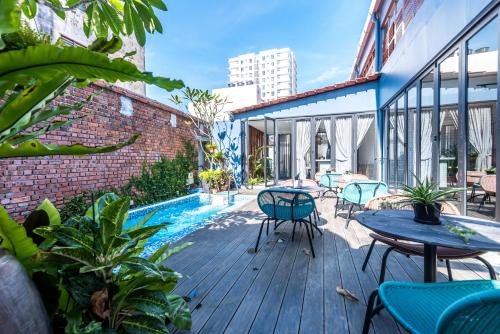 Downtown George Town Hotel | Tien Terrace Macalister