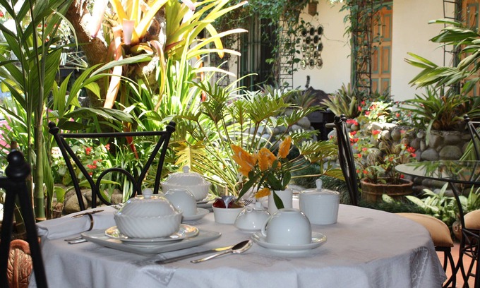 Escazú Cama Y Desayuno | Tierra Magica B&B and Art Studio