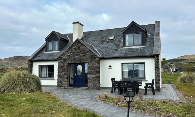 Ballinskelligs Cabaña | Holiday Home in Gorgeous Ballinskelligs