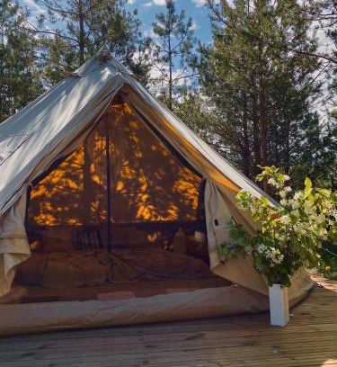 Lihula Otro | Tikavälja glamping