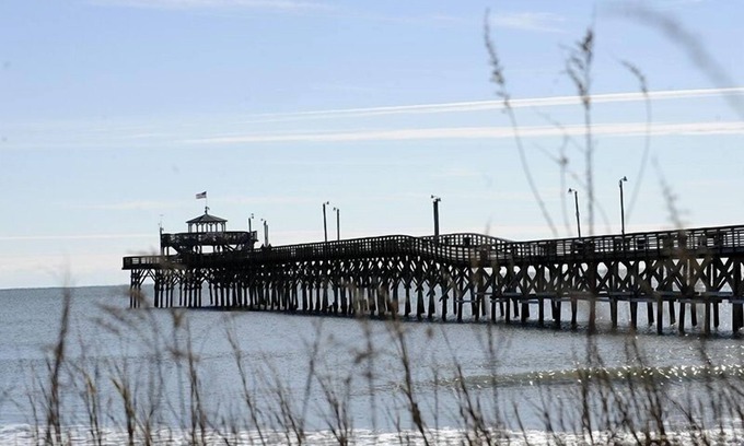 Cherry Grove Beach Condominio | Tilghman Shores D9 2 Bedroom Condo by RedAwning