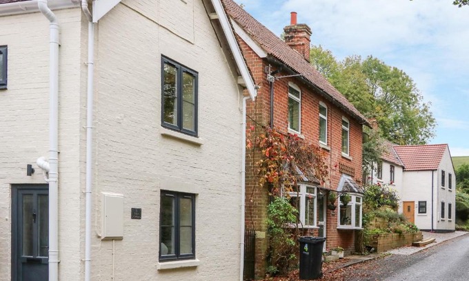 Edington Casa | Tilly's Cottage