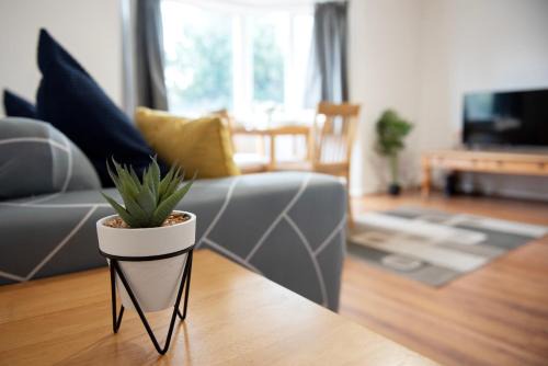 Cambridge Casa | Tillyard Retreat, Ground Floor Apartment Cambridge