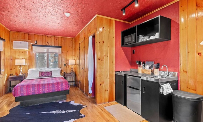 Colorado Springs Cabina | Timber Lodge Cabin #21