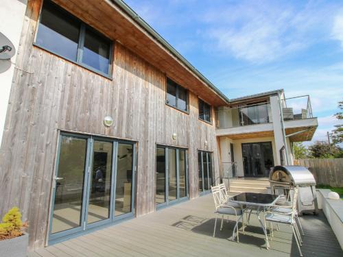 Brimfield Casa | Timberdyne