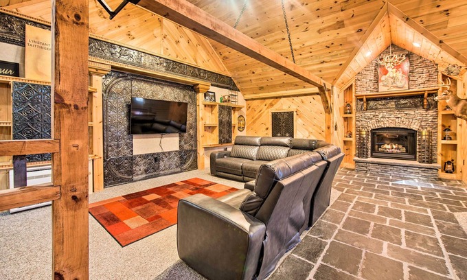 Reedsville Casa | 'Timberland Estates' Cabin: Close to Trails!