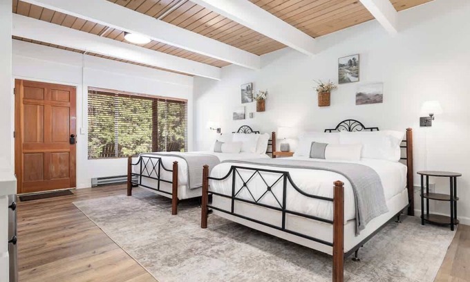 Springville Casa | Timberline Retreat Camp Nelson Lodge #3