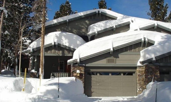Mammoth Lakes Casa | Hermosa casa de lujo en los Timbers - Plazas 10