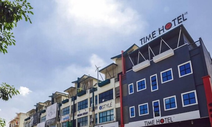 Kuala Lumpur Hotel | Time Hotel Kuchai Lama