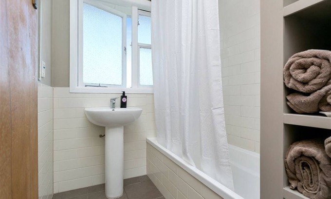Leamington Casa | Time to unwind
