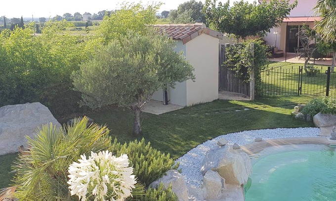 Rochegude Casa | TIMELESS COTTAGE "ATEMPORELLE"
