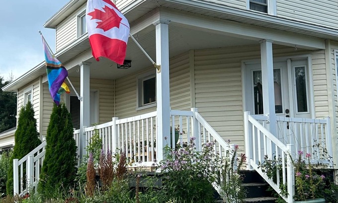 Grand Barachois Casa | Timeless elegance, pet friendly, in the famous Parlee Beach coast of NB.