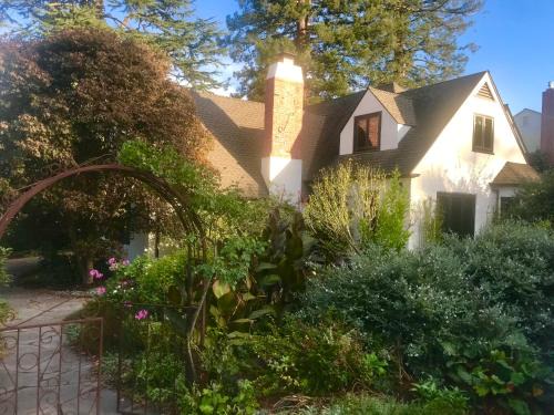 Sebastopol Villa | Timeless Elegance-5BR 1930s Home
