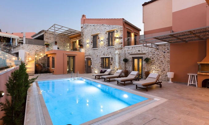 Pigi Villa | Villa boutique de alta calidad, a 2 km de la playa, a poca distancia de todo.