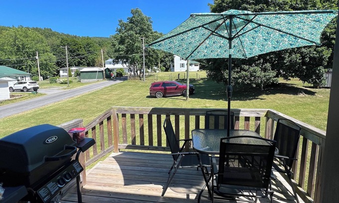 Hot Springs Apartamento | Times of Refreshing in the beauty of the Alleghany Mountains awaits you!