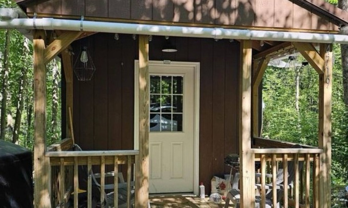 Elizabethtown Apartamento | Tiny Home in Adirondacks Pets Welcome & close to Lake