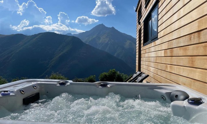 Grailhen Chalet De Esquí | Tiny house avec spa privatif