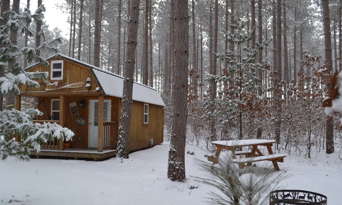 Lyndon Station Cabina | Pequeña casa / cabaña cerca de los Dells 10 de CA aislada - la cabaña escondida ...