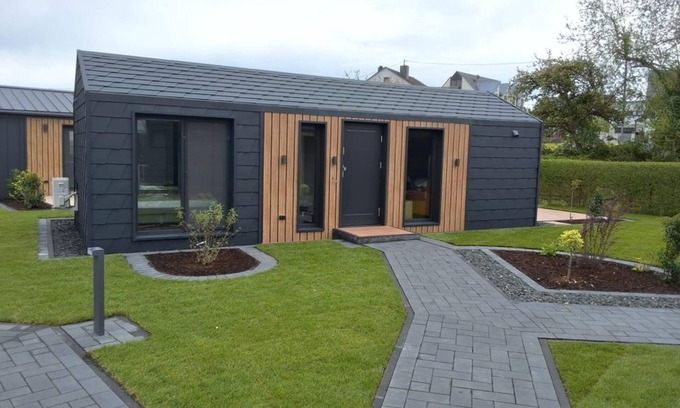 Sohren Casa | Tiny-House "Das kleine Schwarze" - Land Zeit - get your tiny moment