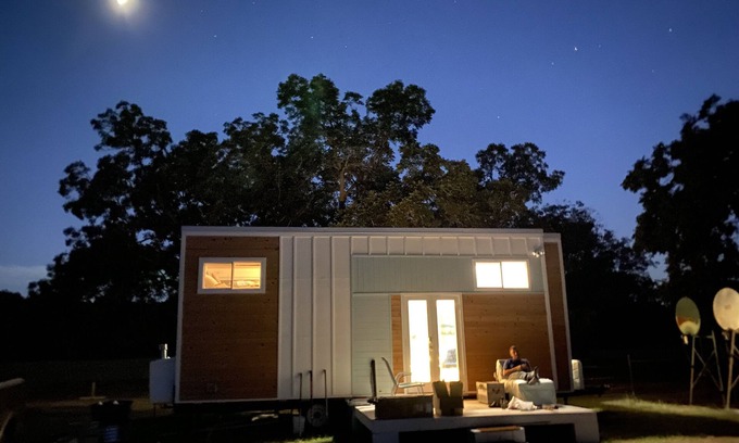 Columbus Otro | Tiny House on Busy Working Farm