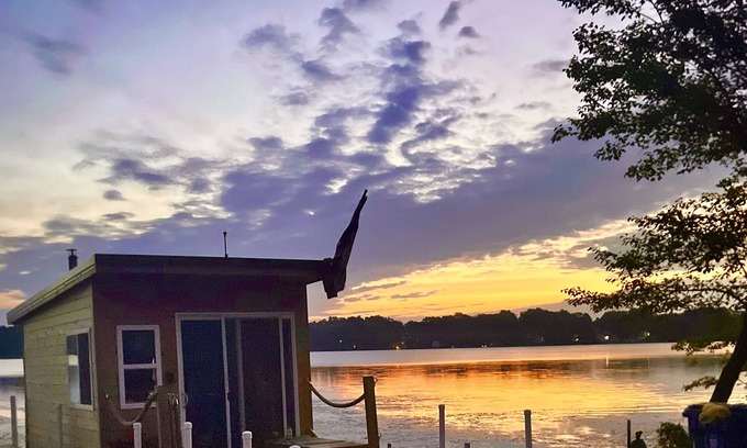 Shipshewana Alquiler De Eote | Tiny Houseboat