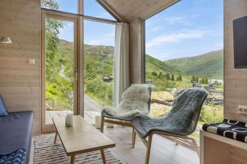 Møre og Romsdal Casa | Tiny Mountain Cabin II
