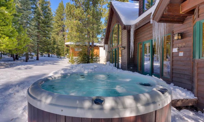 Tahoma Casa | Tippy Canoe by Tahoe Getaways - 4BR West Shore w Private Hot Tub, Sauna, EV & Walking Distance to Trailhead