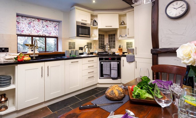 Crosthwaite Cabaña | Tipsy Gin Cottage