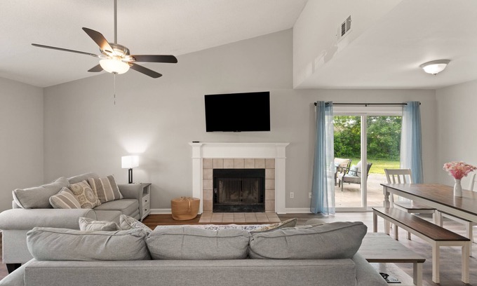 Brunswick Casa | Tipsy Turtle - NEW LISTING!