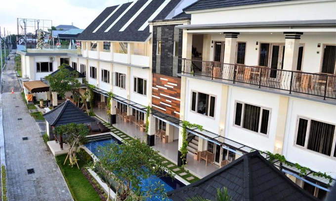 Berawa Hotel | Tirtha Khayangan