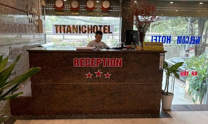 Bac Tu Liem Hotel | Titanic Hotel