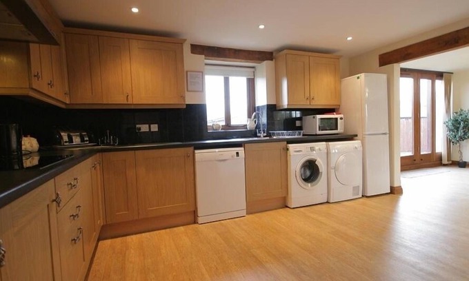 Chipping Norton Cabaña | Tithe Barn, Lyneham