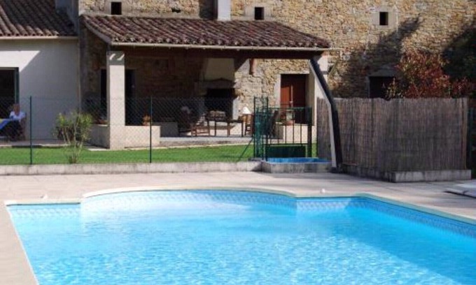 Chalabre Casa | TIVOLI Edificio agrícola, piscina, bicicleta de montaña, lago 600ha, playa, kayak, botes a pedal, castillos