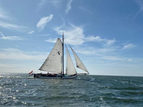 Hoorn Alquiler De Eote | Tjalkjacht Pelikaan Hoorn