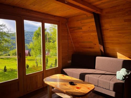 Popov Most Apartamento | Tjentiste A-frame cabin