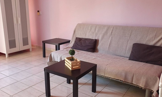 Markopoulon Casa | TK1 George Apartments by the Airport