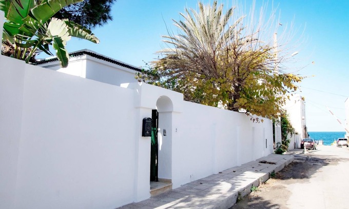 La Marsa Casa | Villa bord de mer piscine chauffée et terrasse