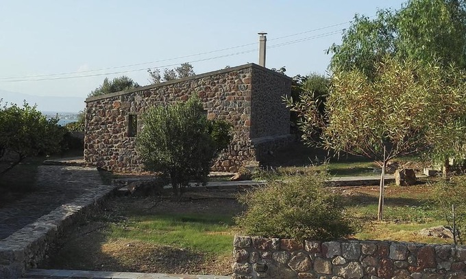 Perdhika Casa | To Spitaki House