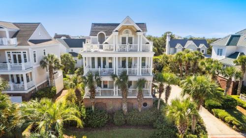 Debordieu Colony Casa | To the Beach and Back home by Peace Vacations