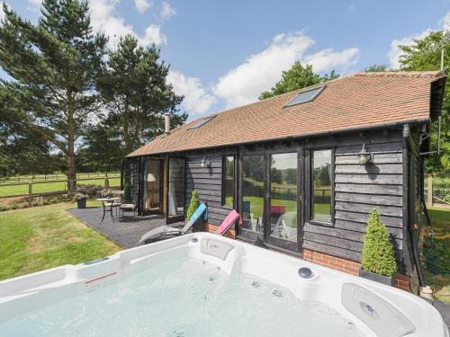 Earls Colne Casa | Toad Hall Cottage