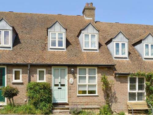 Whippingham Casa | Toad Hall