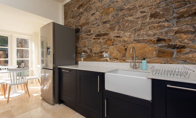 Durham Cabaña | Toast Lettings | Crossgate, 2 bedroom Durham City cottage with castle views