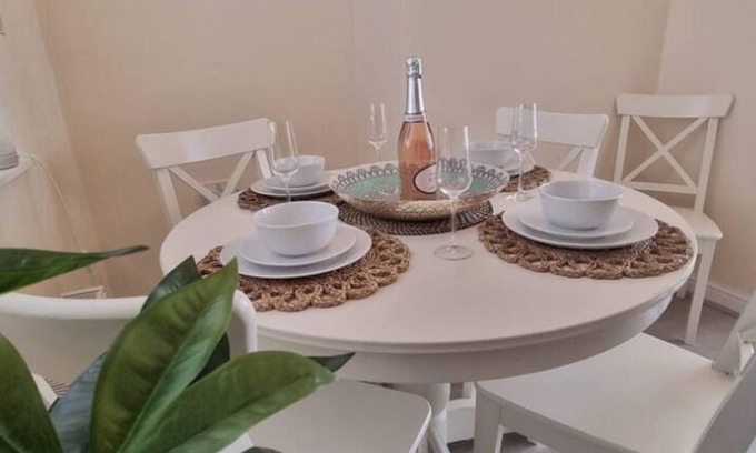 Liverpool Casa | Toffees Townhouse 2 Bed