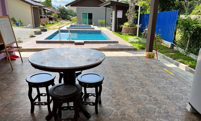 Simpang Kenyum Casa | Tok Abu Heritage Roomstay