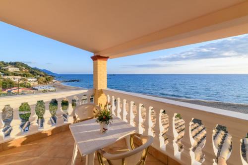 Sinarades Apartamento | Tolis aparts