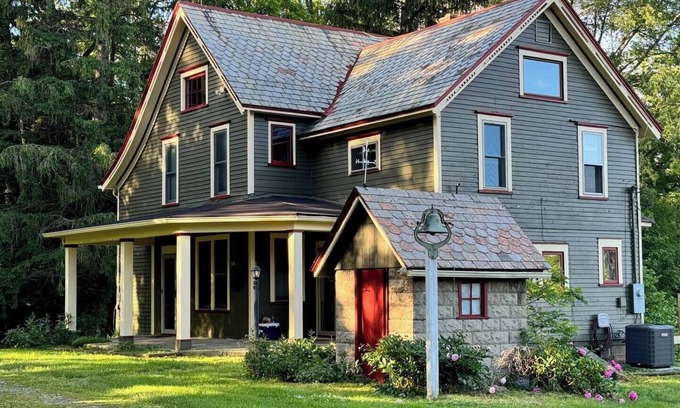 Conneaut Lake Otro | Tom's Farm Country Retreat