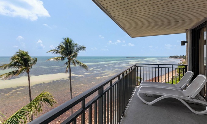 Key West Condominio | Tom's Spectacular OceanFront 3 Bdrm Endless Atlantic view, Key West Amazing